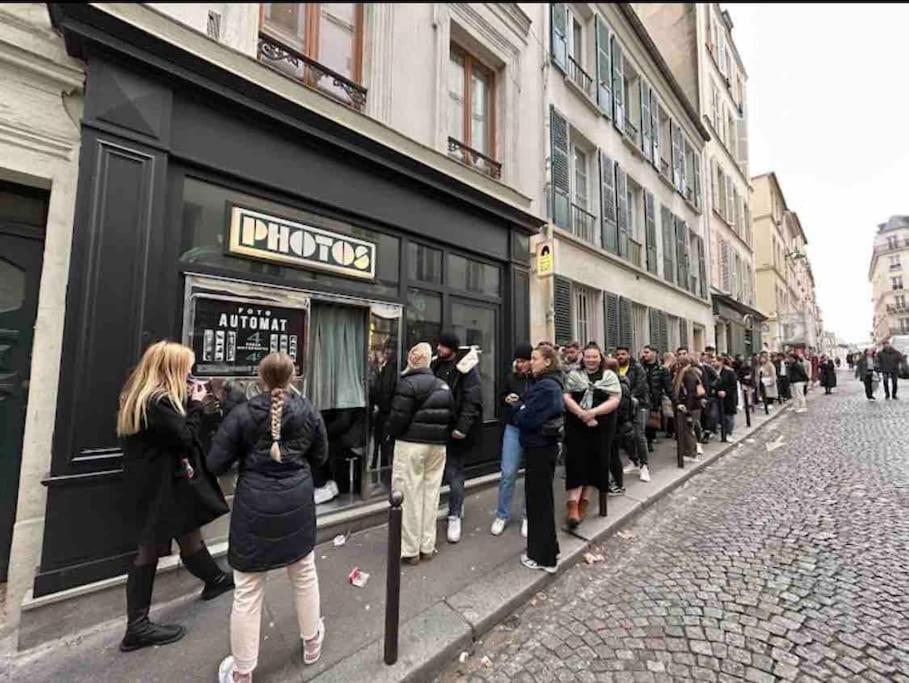Amelie Poulain Studio In Heart Of Montmartre Paris Exterior photo